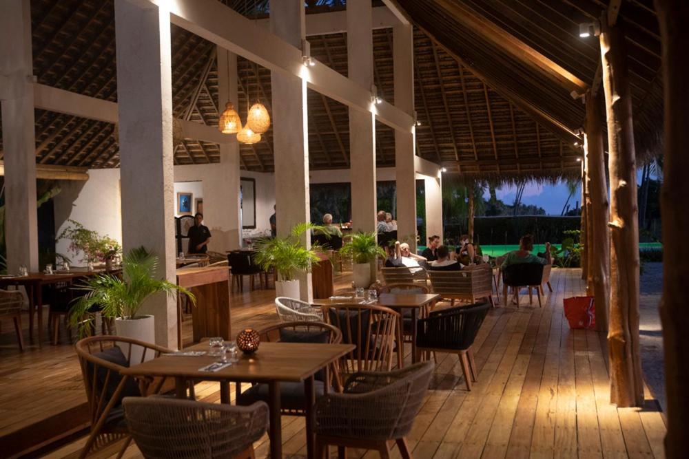 81 Palms Resort 넴브랄라 외부 사진